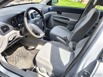 Hyundai ACCENT - 6