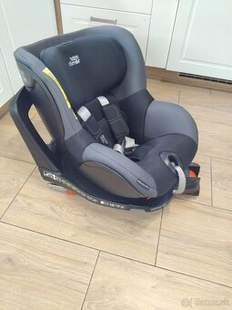 Predám autosedačku Britax Römer Dualfix M i-size do 18kg - 6