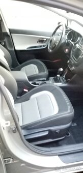 KIA ceed 1,6 GDi FIFA EDITION - 6