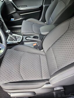 Kia Ceed III 1.4 MPI Gold - 6