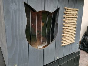 Chladiaci domček pre mačky s izolovanou plochou strechou - 6