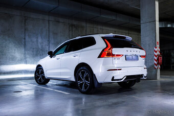 Volvo XC60 B4 diesel AWD R-Design facelift, 2021, ťažné, DPH - 6