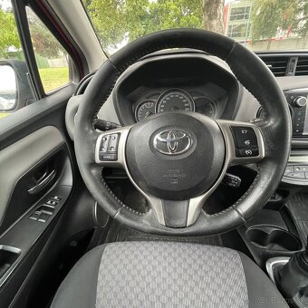 Toyota yaris - 6
