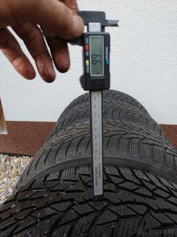 Zimne pneu Nokian Wrd4 215/45 r 16 - 6