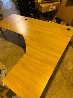 Rohový kancelársky stôl Kinnarps - 6