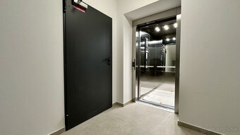 PREDAJ - Nebytový priestor 107 m2 - 6