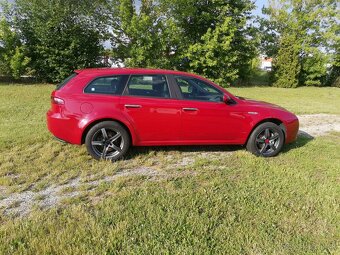 PREDAM Alfa Romeo 159 sportwagon 2,0 jtd,125kw,r.v 2010 - 6