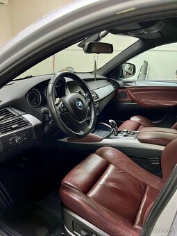 BMW X6, 3.0D, 173Kw, strieborná - 6