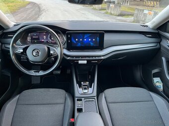 Škoda Octavia Combi 2.0TDI DSG - 6