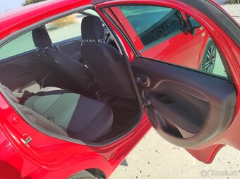 Fiat Punto Young 1.4i 2015 - 6