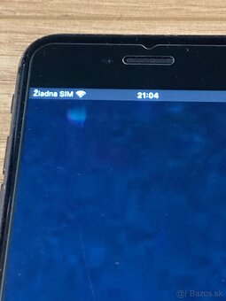 Predám ako nový iPhone 8 - Space grey - 64 Gb - 6