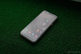 Samsung Galaxy A6 (2018) - 6