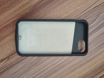 iPhone SE 2022, 128 GB - 6