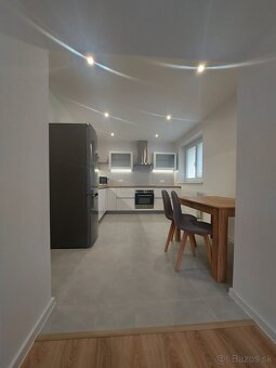 Prenájom 2izbového bytu s balkónom - 6