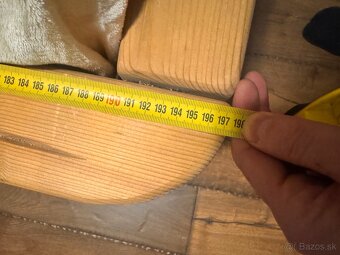 Predali masívnu posteľ aj s matracom - 6