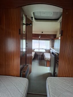 Hymer Eriba 550 + nadstrecha - 6