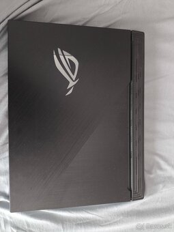 Asus ROG Strix G531G - 6