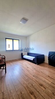 Na prenájom: Novostavba moderného bungalovu - 6