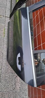 Ľavé dvere Škoda Superb 2 čierna metalíza 9910 - 6