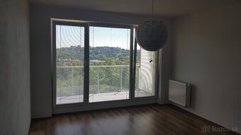 Kramáre, 2-izbový krásny slnečný byt 72 m2 + gar. státie. - 6