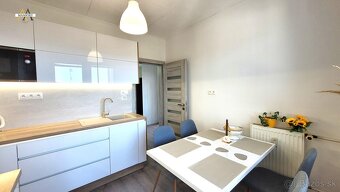 NA PREDAJ, 3-izbový byt s loggiou a krásnymi výhľadmi, Bytča - 6