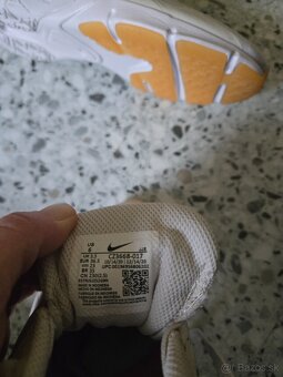 Dámske značkové tenisky Nike Air Max Sequent. - 6