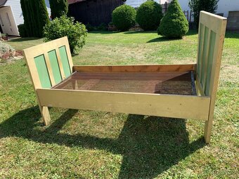 Starožitná posteľ - 6