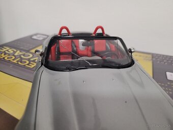 Model BMW Z8  Bburago 1:18 - 6
