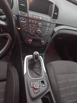 Opel Insignia Sports Tourer sw - 6