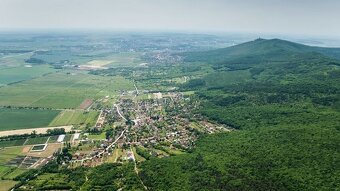 Stavebný pozemok o výmere 672 m2 v obci Štitáre pri Nitre - 6