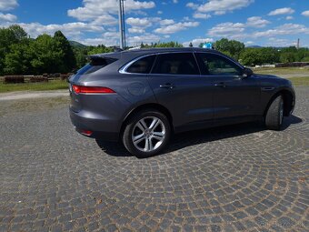 Jaguar F-pace - 6