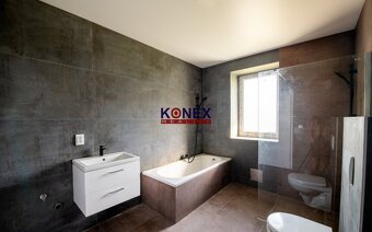 NA PREDAJ – ZRENOVOVANÝ Rodinný dom v obci LOŽÍN - 6