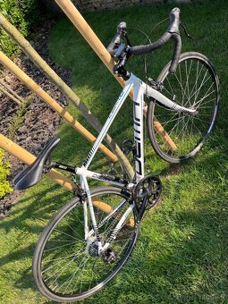 Cestný bicykel DEMA XS - 6