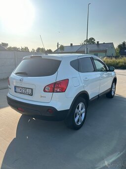 Nissan Qashqai 1.6i - 6
