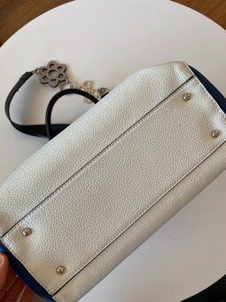 Guess kabelka - 6