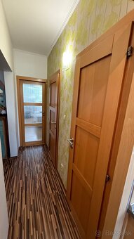 3 izb. byt, ulica SNP Sečovce 72 m2, lodžia, čiast. rek. - 6
