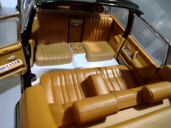 1:18 Mercedes - 6