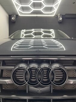 AUDI Čierne lesklé znaky - 6