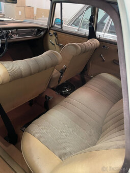 Mercedes 110-200 D - 6