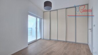 NA PRENÁJOM: 2 izb. byt, 2x balkón, parking, Ulica Svornosti - 6