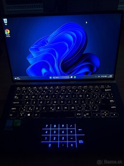 Asus Zenbook - 6