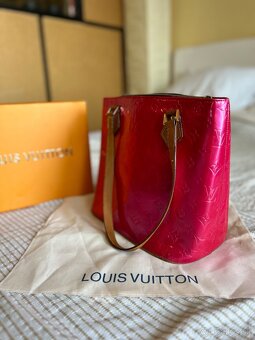 Rúžova kabelka Louis Vuitton - 6