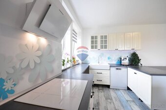 PREDAJ, 3-izb. byt, centrum mesta, 80 m2, Ul. Štefánikova - 6