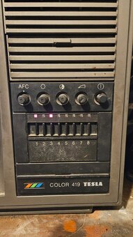 Retro Televízor Tesla Color 419 - 6
