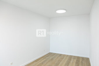 Jedinečný 2 izbový byt 53,2 m2 +2 x balkón, Piešťany-centrum - 6