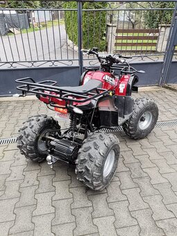 Akumulátorová štvorkolka hecht - 6