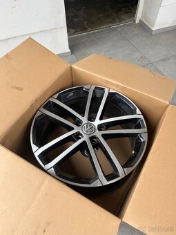 VW elektróny r18 - 6