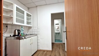 CREDA | prenájom 67 m2 obchodný priestor, Nitra - pešia zóna - 6