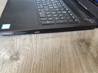 Dell Vostro 15 3000 | i5 7200u | 1TB | 4GB DDR4 ram | 15,6" - 6