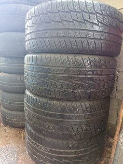 235/45 R17 zimné - 6